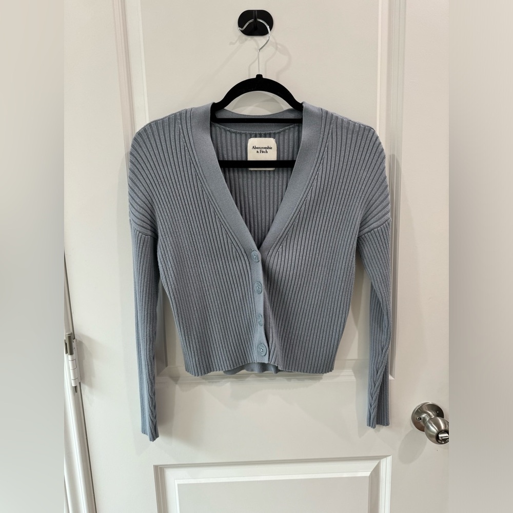 Abercrombie & Fitch - Sweater Tank and Cardigan Set - Medium